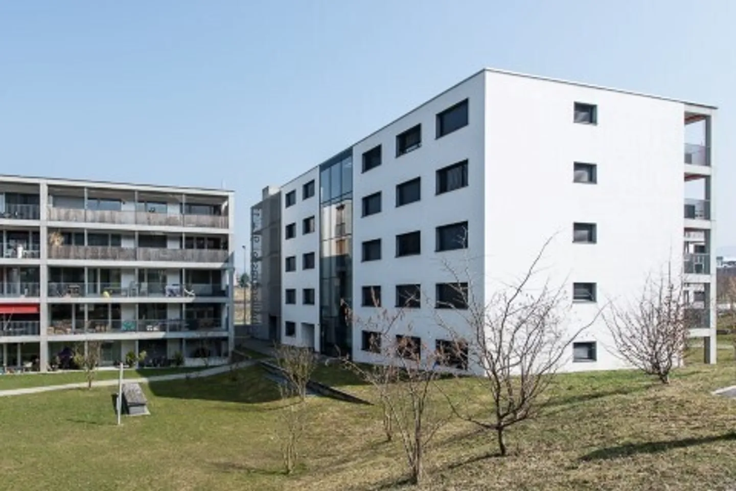 Absolute dream apartment near Wetzikon train station! - Photo 1 of 10
