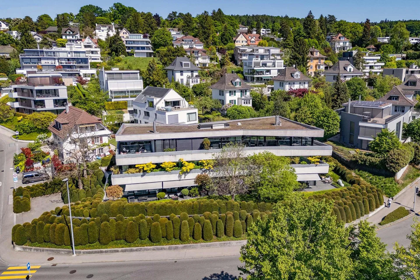 Exclusive penthouse apartment with panoramic view - Photo 1 of 13