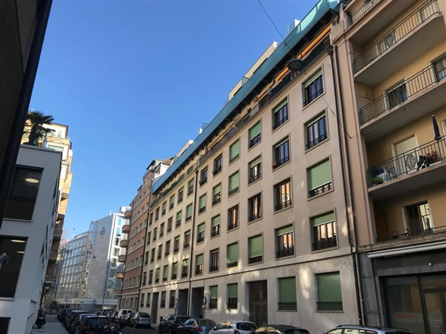 Un magnifique appartement lumineux de 6,5 pièces au dernier étage avec une grande terrasse. env. 101 m². - Photo 7 sur 7