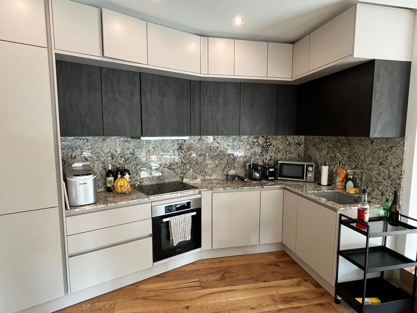 Modern 2.5 room apartment in the idyllic Rheinhalden district - Photo 7 of 13