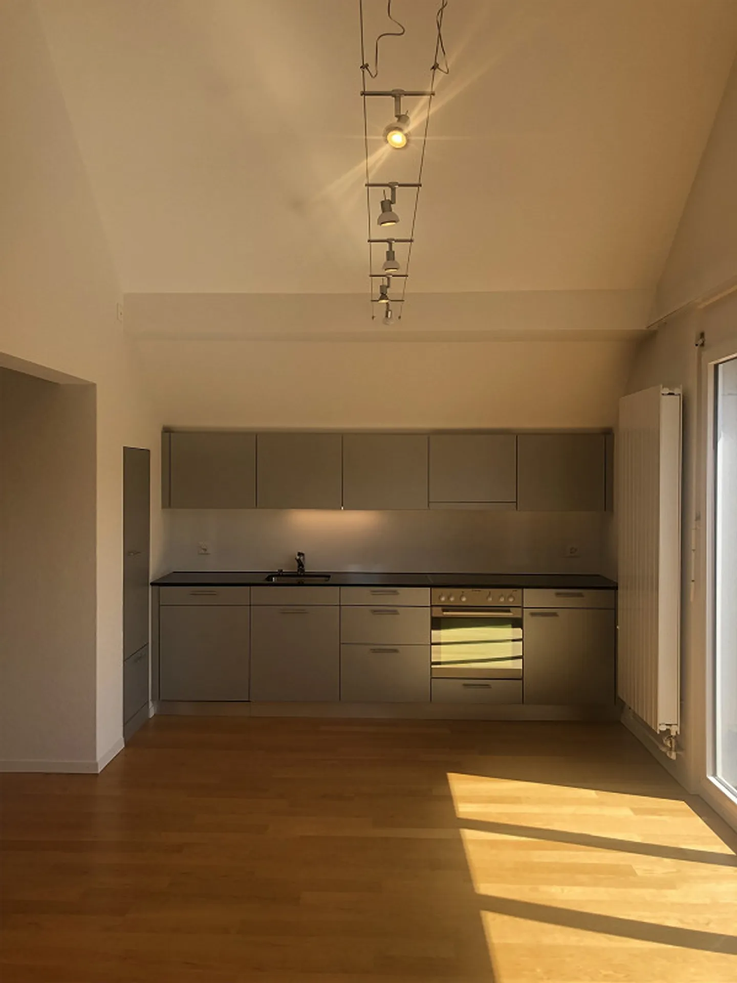 Attic apartment with charm in Köniz - Photo 6 of 17