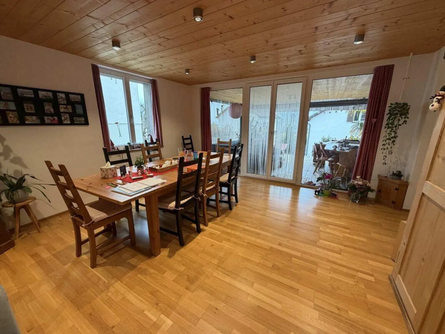 Attrayante maison individuelle de 7 pièces avec annexe moderne dans un quartier résidentiel privilégié de Coire - Photo 6 sur 10