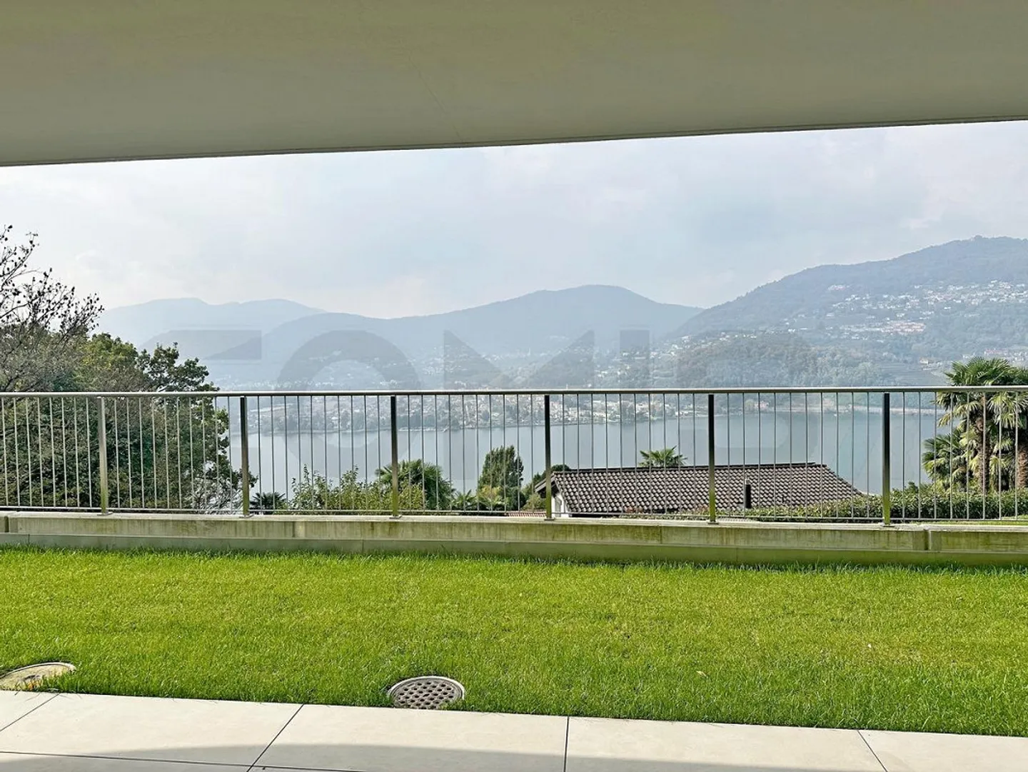 MONTAGNOLA - ARASIO nouveau 4.5 pièces avec jardin et vue sur le lac - Photo 5 sur 10