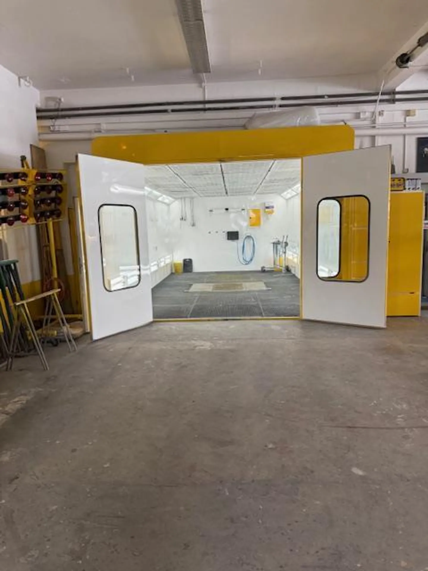 Spritzwerk / Carrosserie & Luxus Loft Atrium-X- - Foto 3 von 30