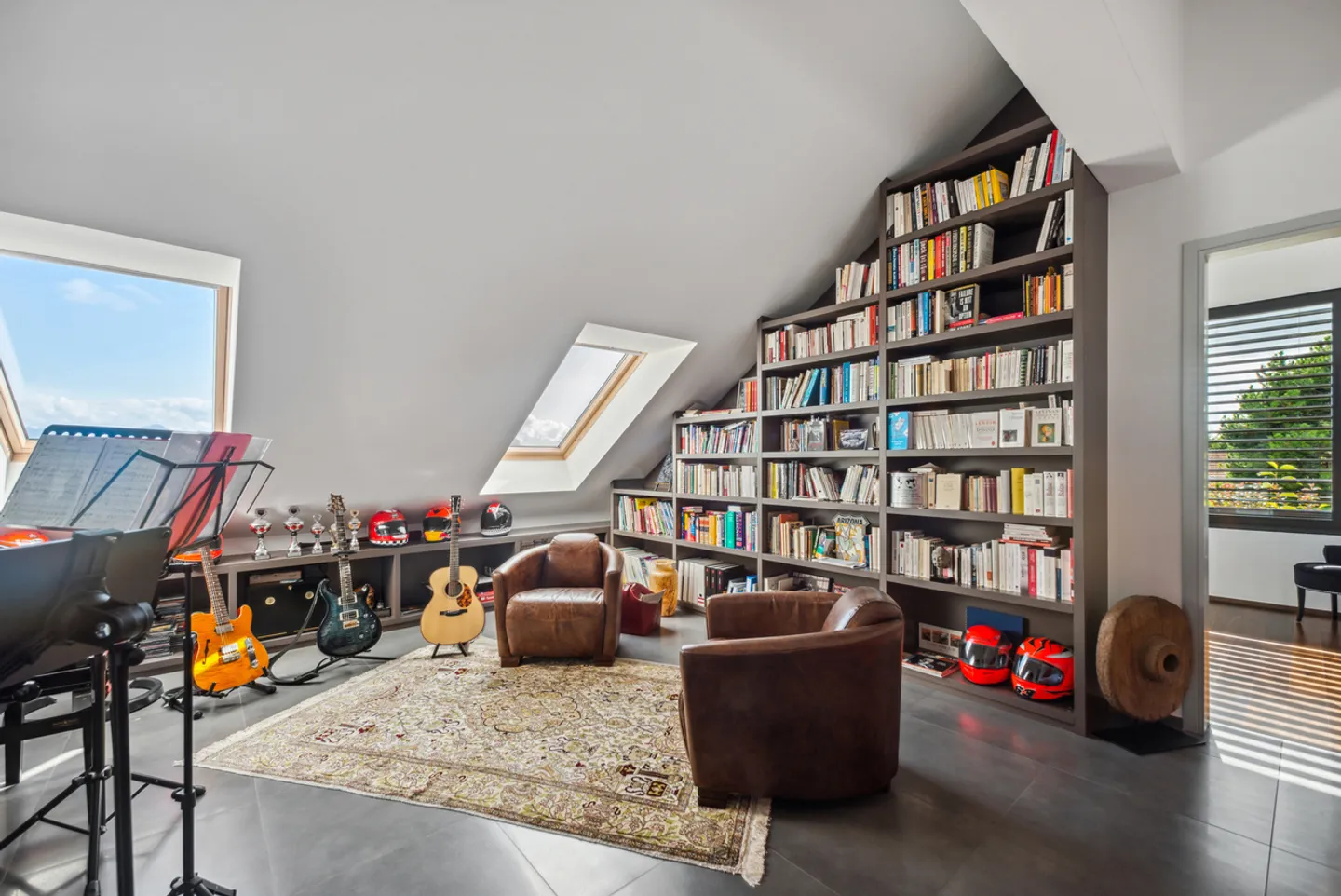 Villa contemporanea con vista mozzafiato - Foto 16 di 22