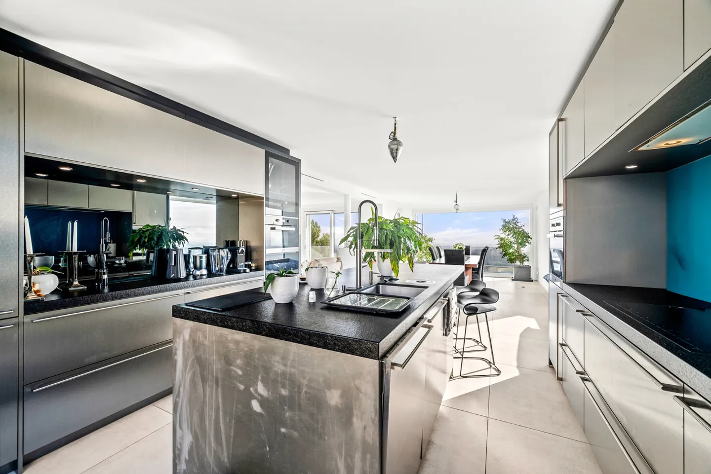 Stunning Villa with Vineyard Views - Photo 6 of 13