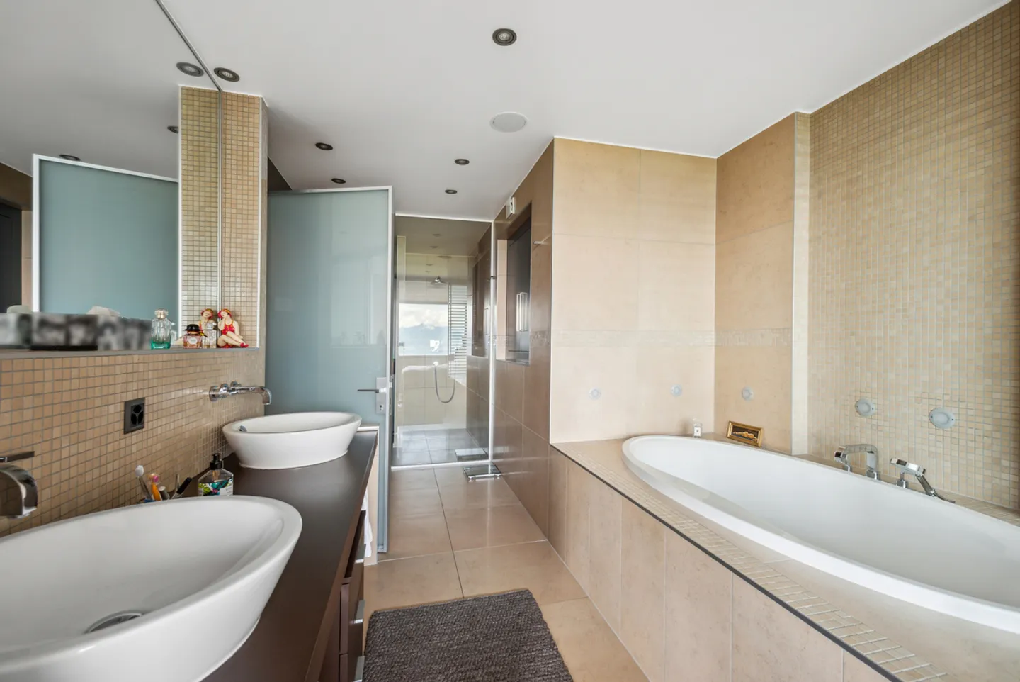 Villa contemporanea con vista mozzafiato - Foto 14 di 22