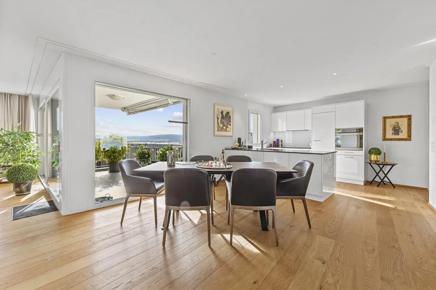 Attractive Condominium in Geroldswil - Photo 1 of 30