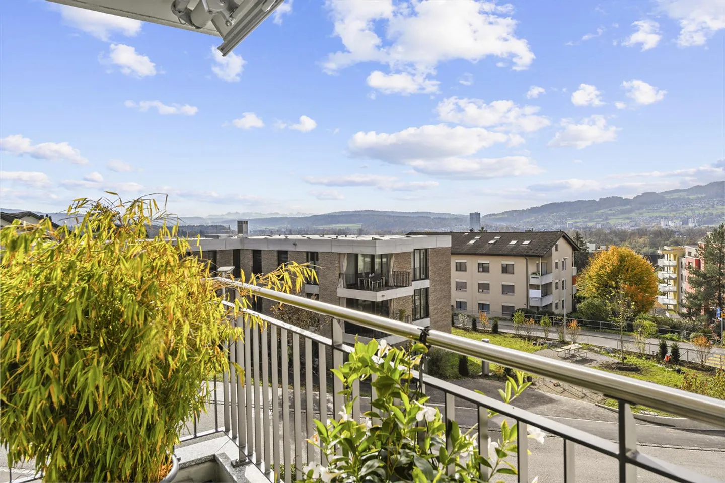 Attractive Condominium in Geroldswil - Photo 9 of 30