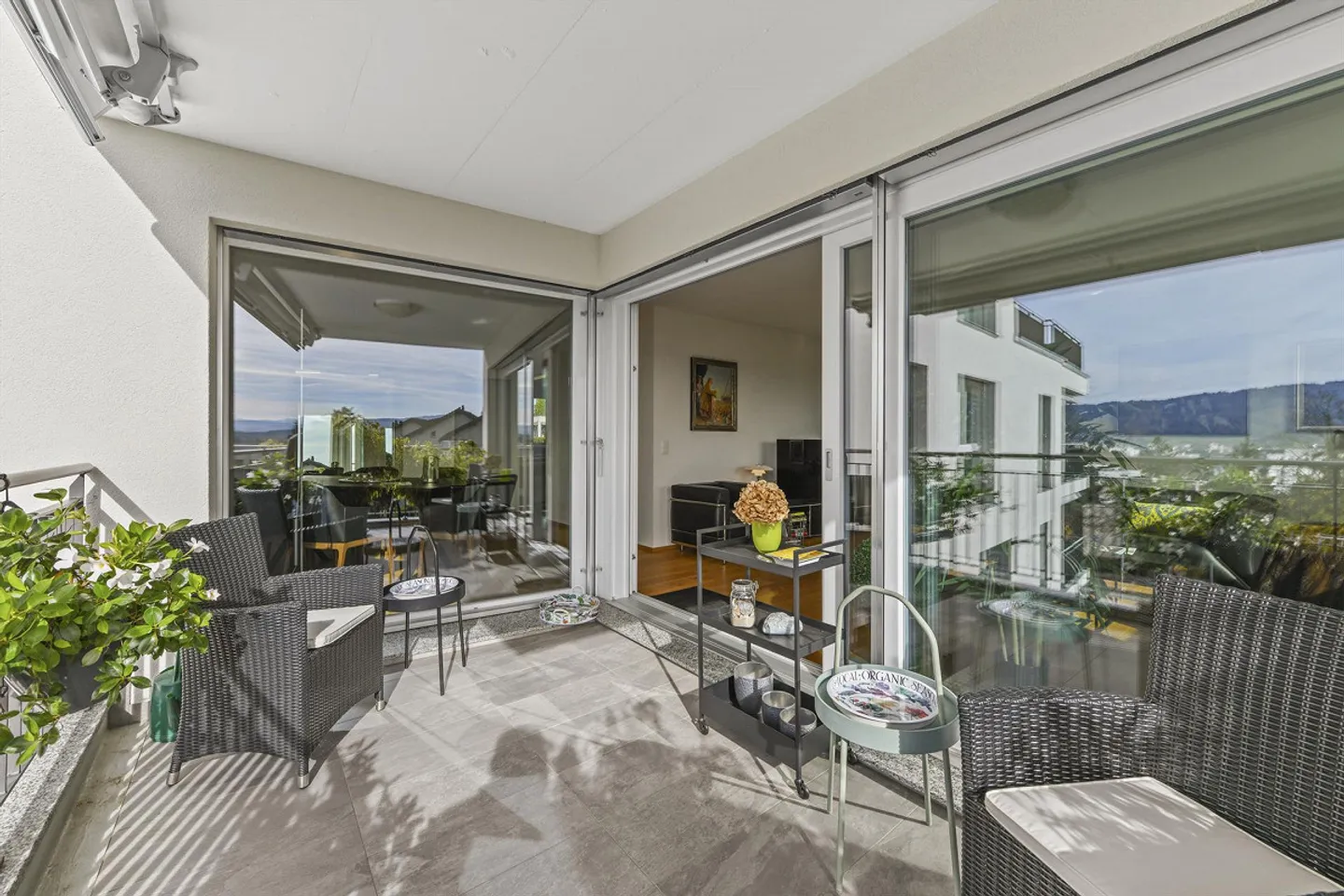 Attractive Condominium in Geroldswil - Photo 10 of 30