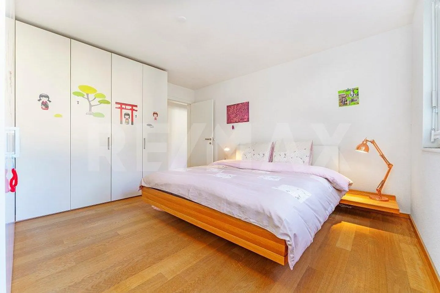 Un cadre de vie rare et privilégié: élégant appartement de 5.5 pièces avec balcon de 35 m² - Photo 9 sur 13