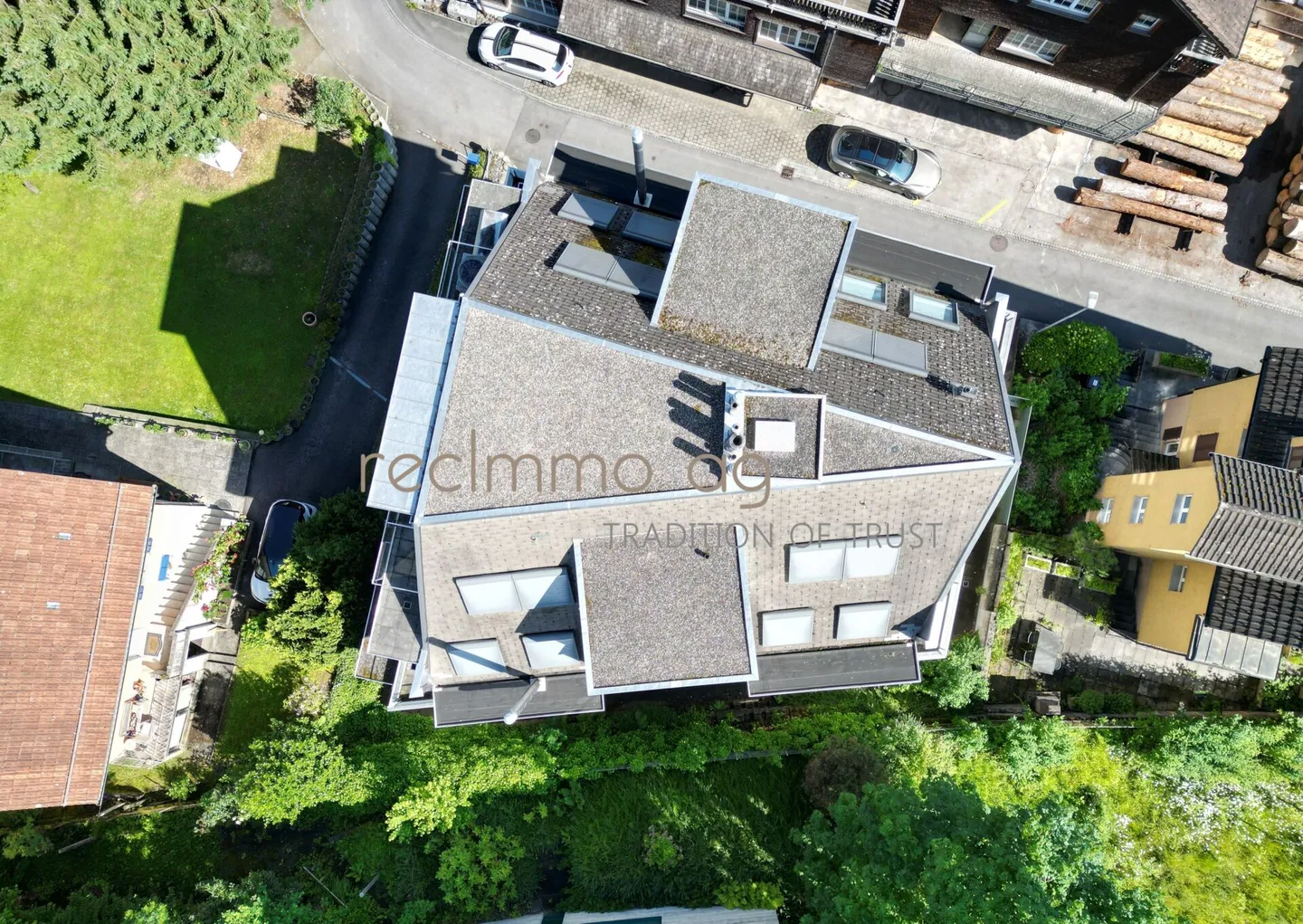 Proprietà commerciale attraente a Pfäffikon SZ - Ideale per proprietari-occupanti o investitori - Foto 2 di 9