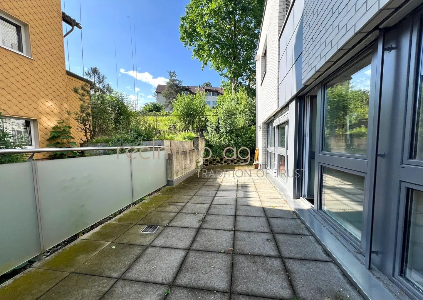 Proprietà commerciale attraente a Pfäffikon SZ - Ideale per proprietari-occupanti o investitori - Foto 7 di 9