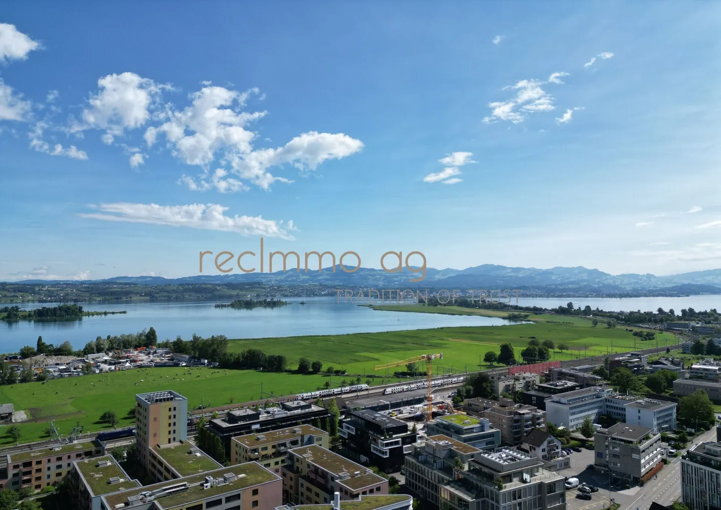 Proprietà commerciale attraente a Pfäffikon SZ - Ideale per proprietari-occupanti o investitori - Foto 8 di 9