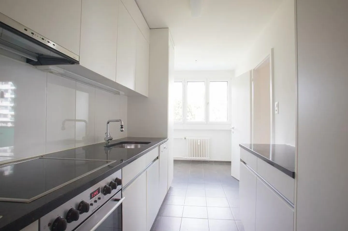 Appartement 3,5 pièces dans le quartier de Lehenmatt avec vue - Photo 2 sur 7