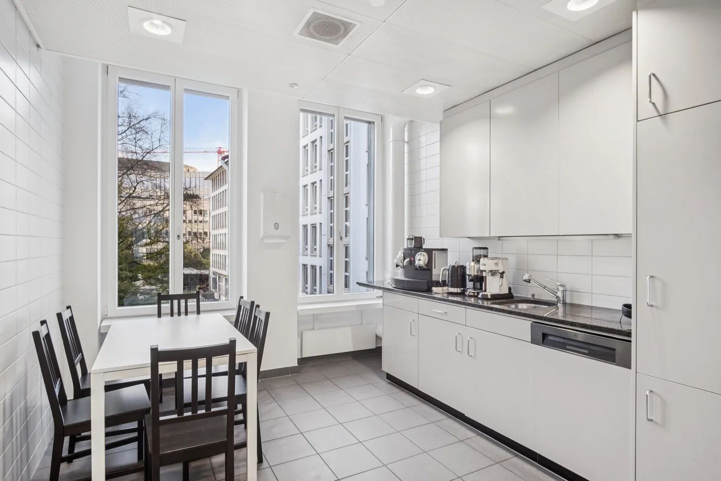 Spazio ufficio in affitto - Foto 11 di 11