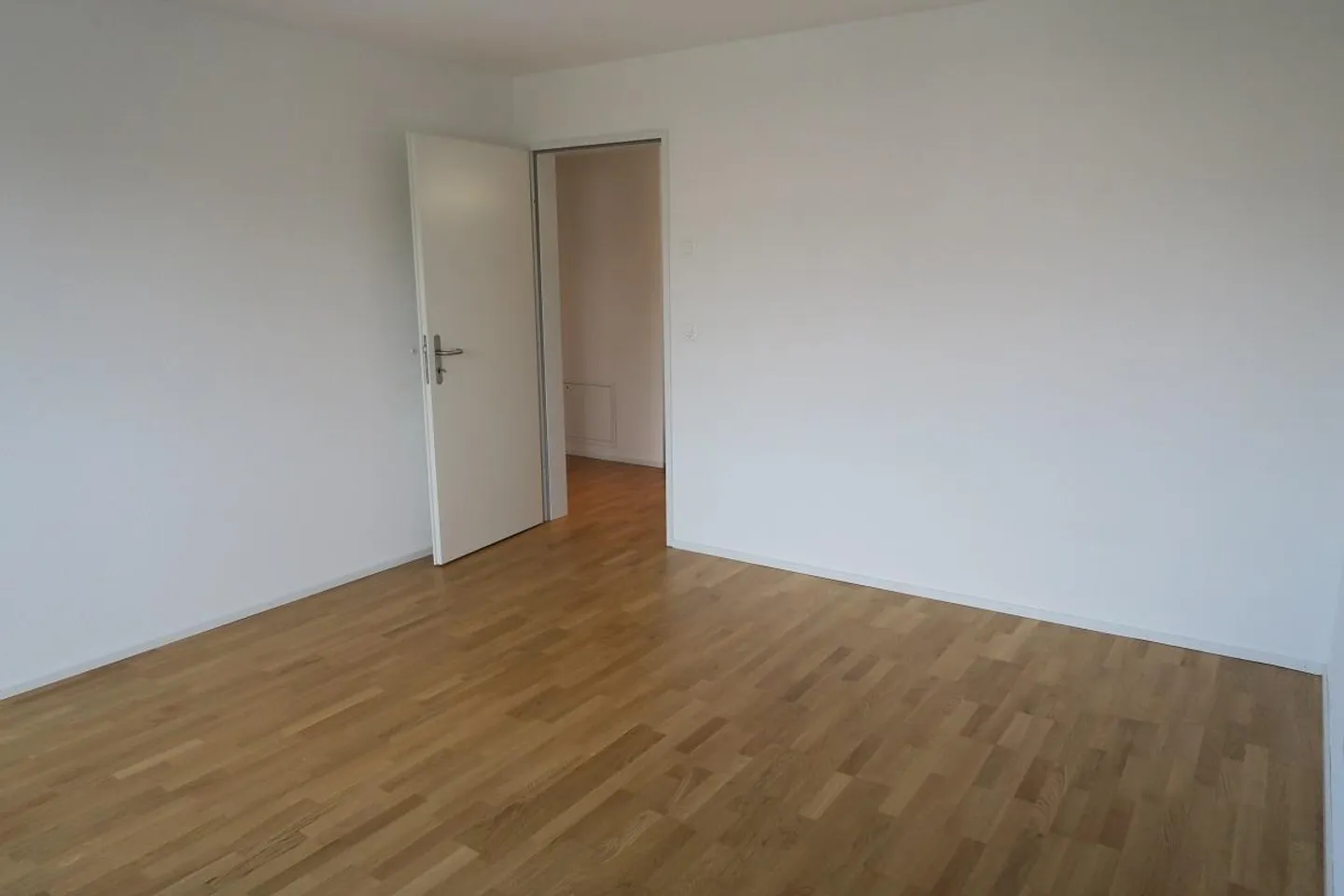 Moderne Wohnung in ruhiger Umgebung - Foto 6 von 8
