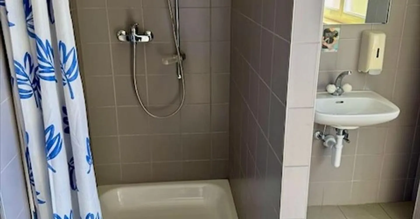 Mischgenutztes Gebäude mieten - Foto 5 von 7