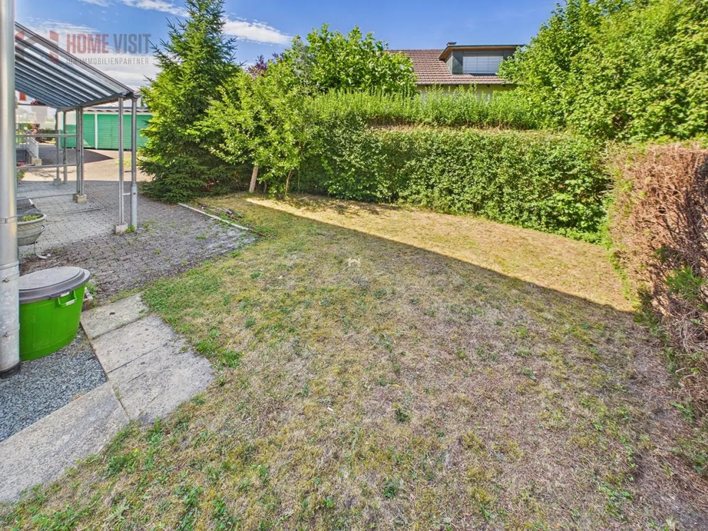 Spacious 5.5-Room Semi-Detached House - Living with Plenty of Space and Charm - Photo 17 of 19