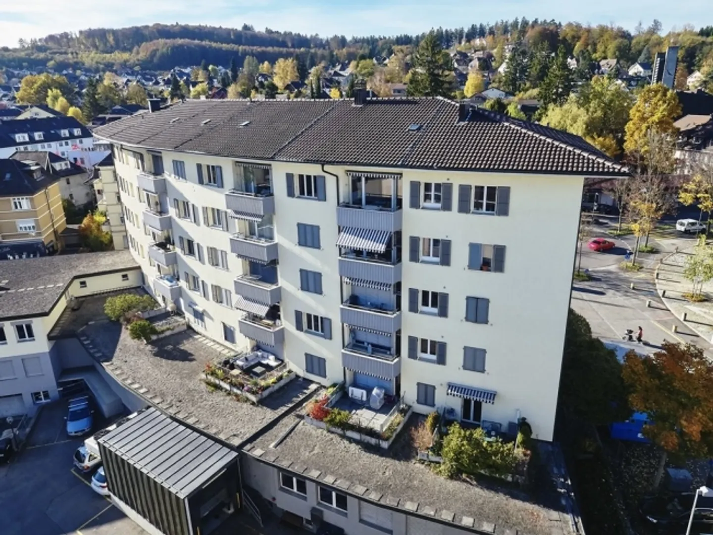 Appartement moderne au Neuhausplatz ! - Photo 1 sur 7