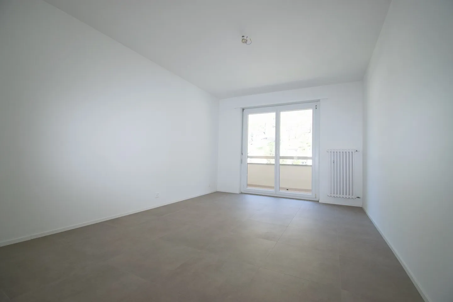 Appartement Moderne avec Vue Époustouflante - Photo 3 sur 12