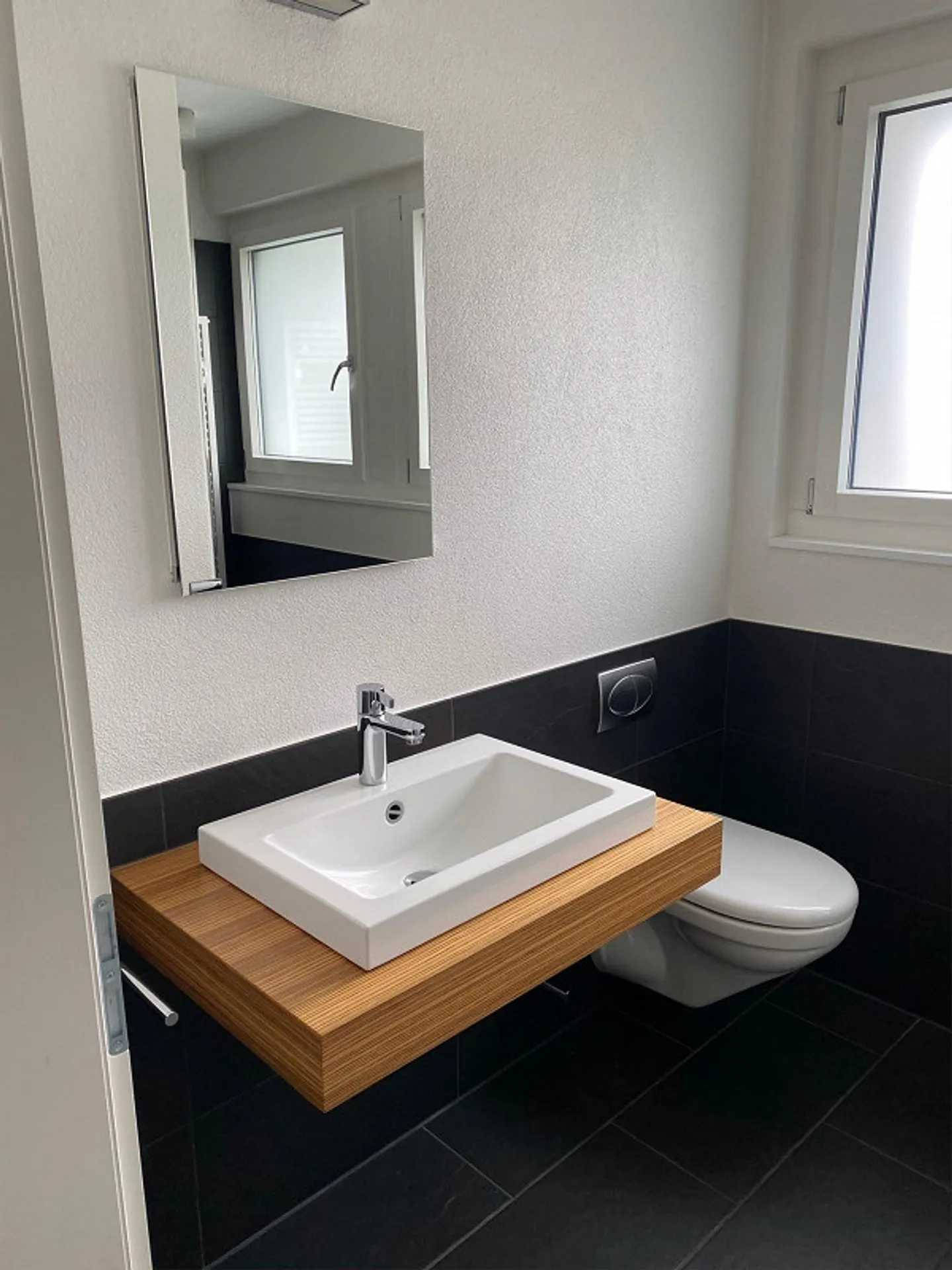 Casa unifamiliare indipendente di 7,5 locali con giardino e piscina - Foto 8 di 12