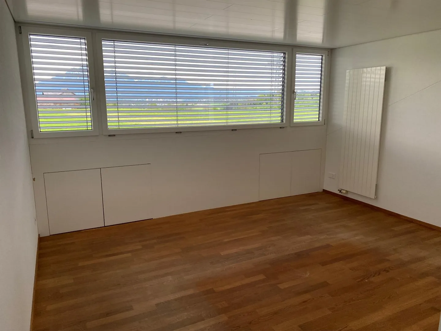 Casa unifamiliare indipendente di 7,5 locali con giardino e piscina - Foto 11 di 12