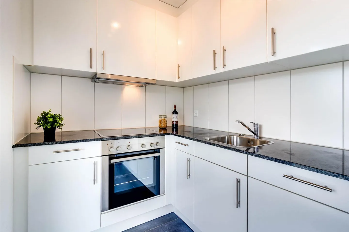 Vivere moderno con 3 balconi - Foto 1 di 6