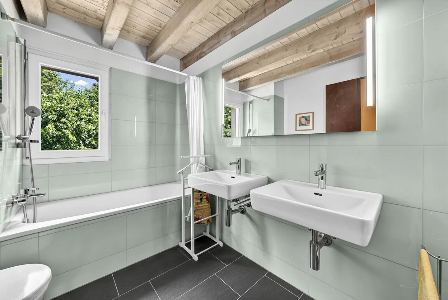 6.5-Room Terraced Family House in Attractive Location in SG! - Photo 8 of 14
