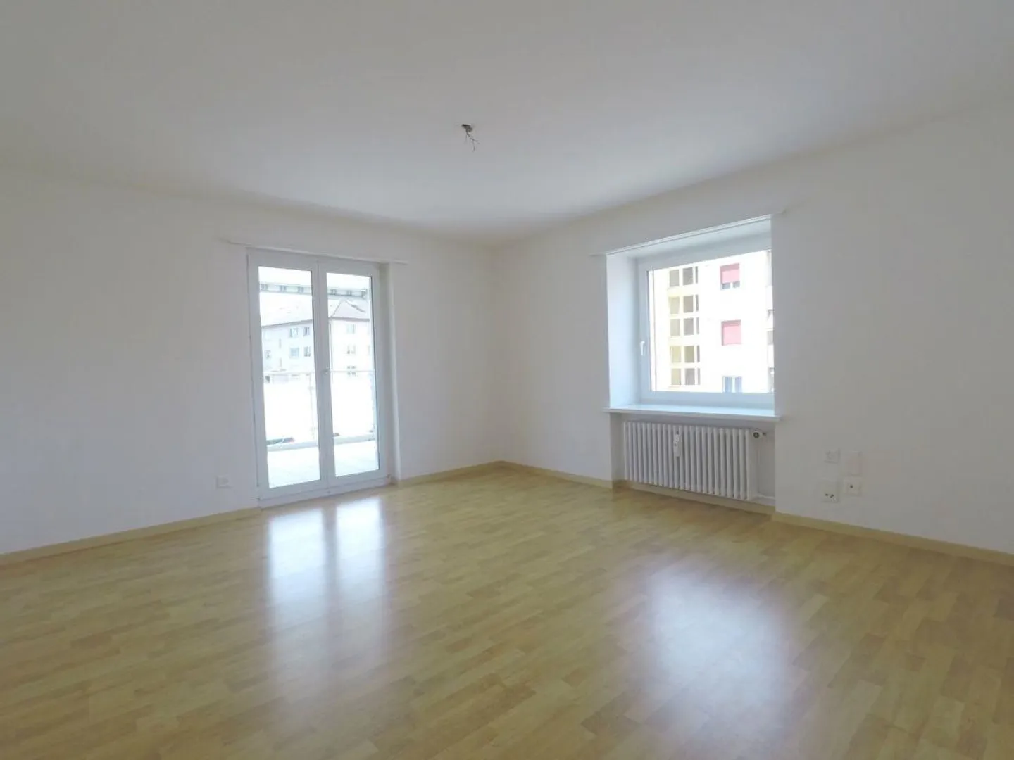 helle 4 Zimmerwohnung mit grossem Balkon - Foto 5 von 12