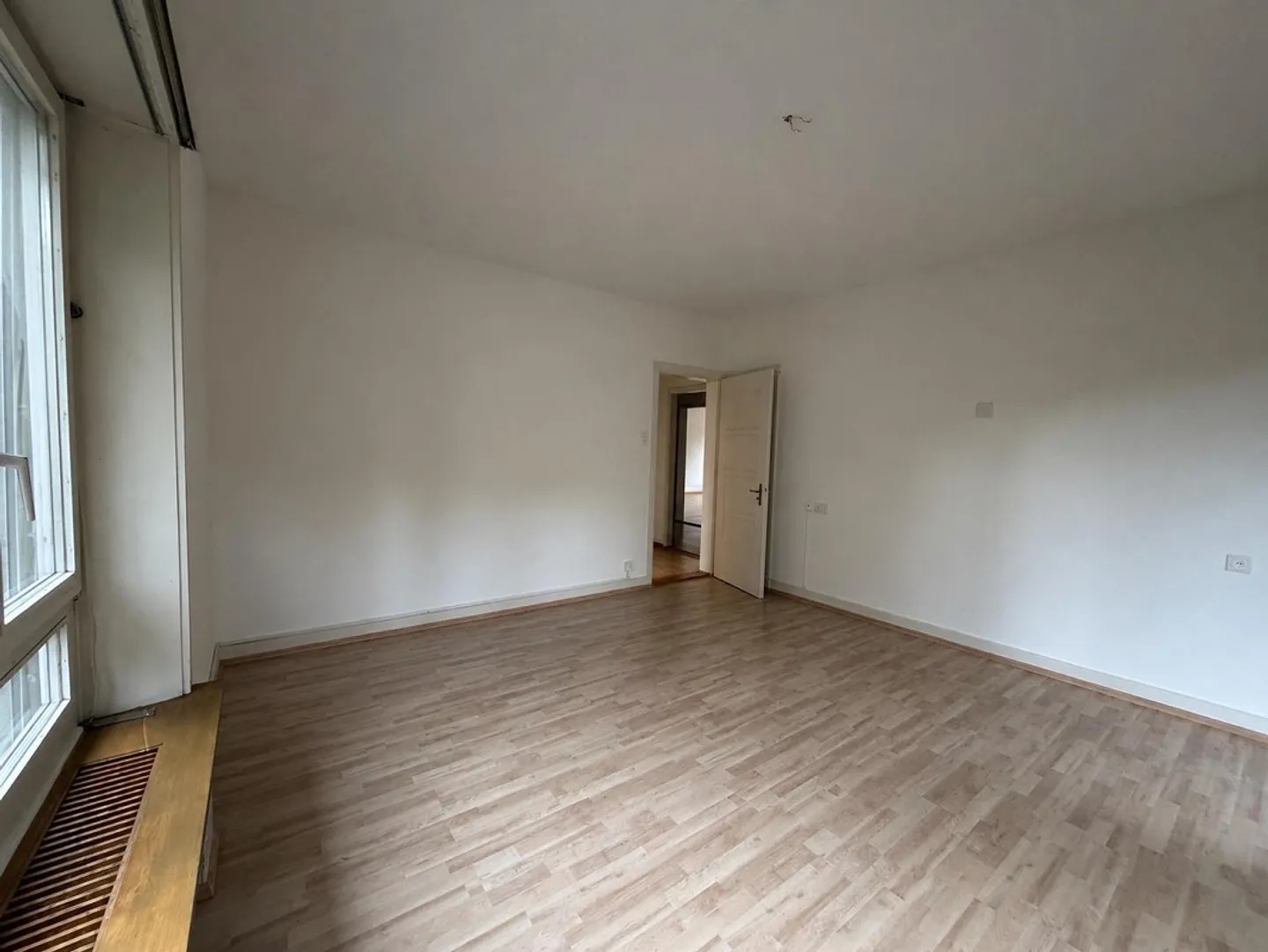 Appartement spacieux 4 pièces - Photo 6 sur 10
