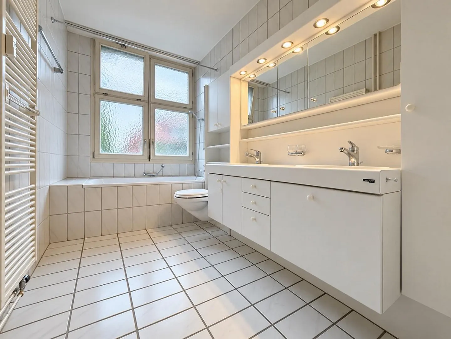 Appartement spacieux 4 pièces - Photo 8 sur 10