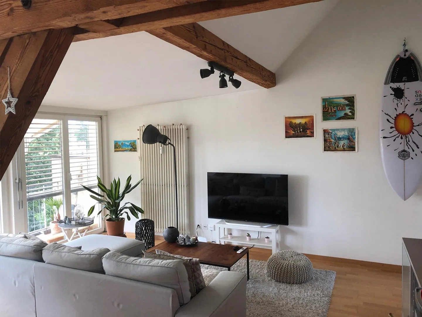 Bellissimo e luminoso appartamento mansardato di 3,5 locali nel quartiere Gotthelf - Foto 5 di 7