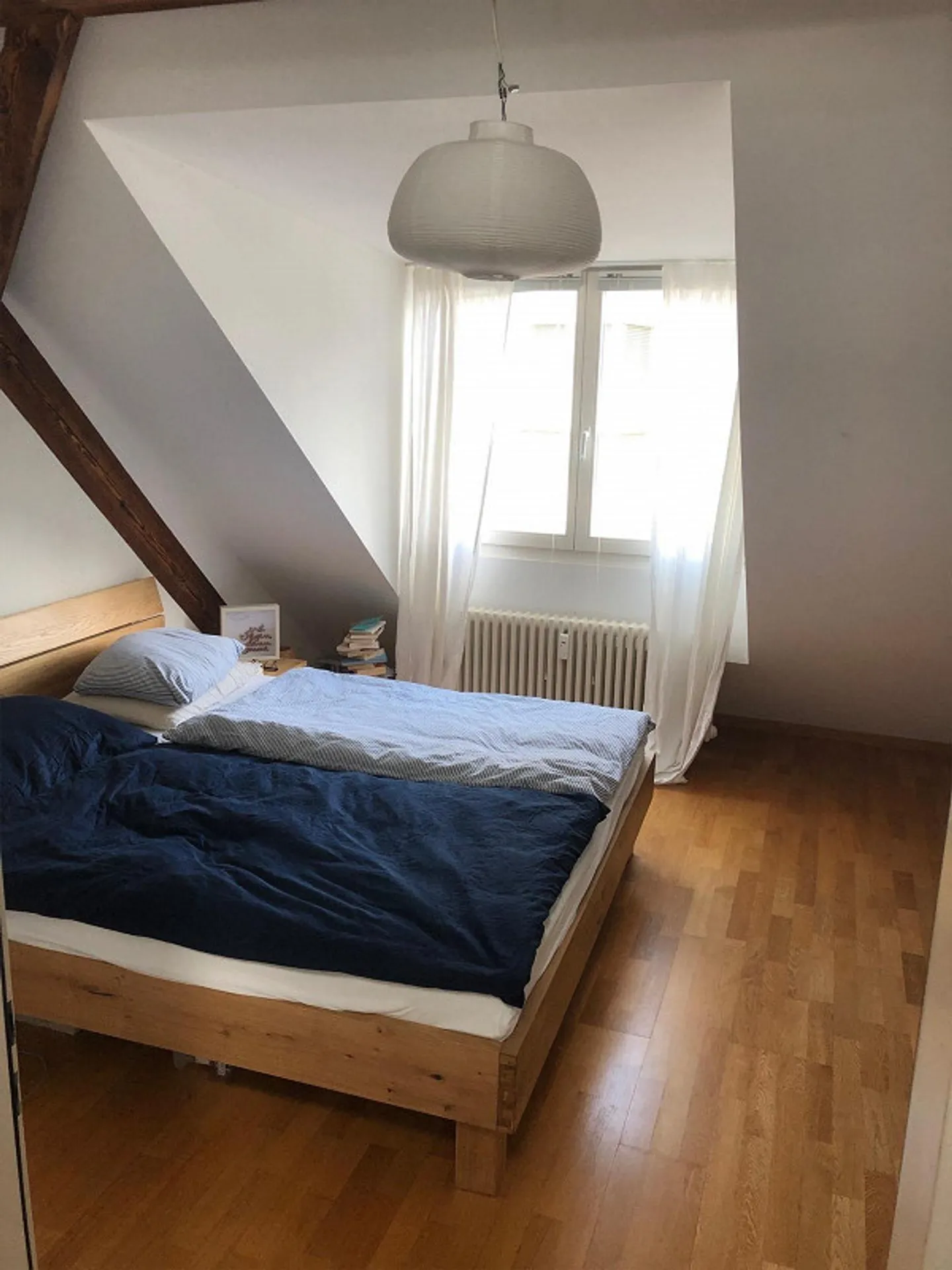 Bellissimo e luminoso appartamento mansardato di 3,5 locali nel quartiere Gotthelf - Foto 7 di 7