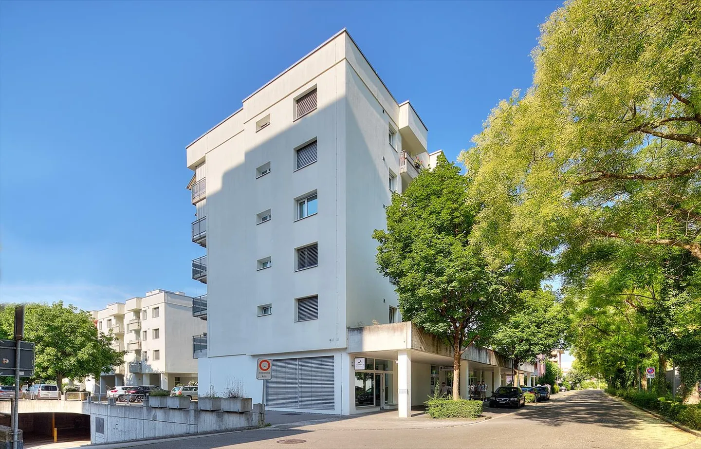 Mischgenutztes Gebäude mieten - Foto 1 von 5