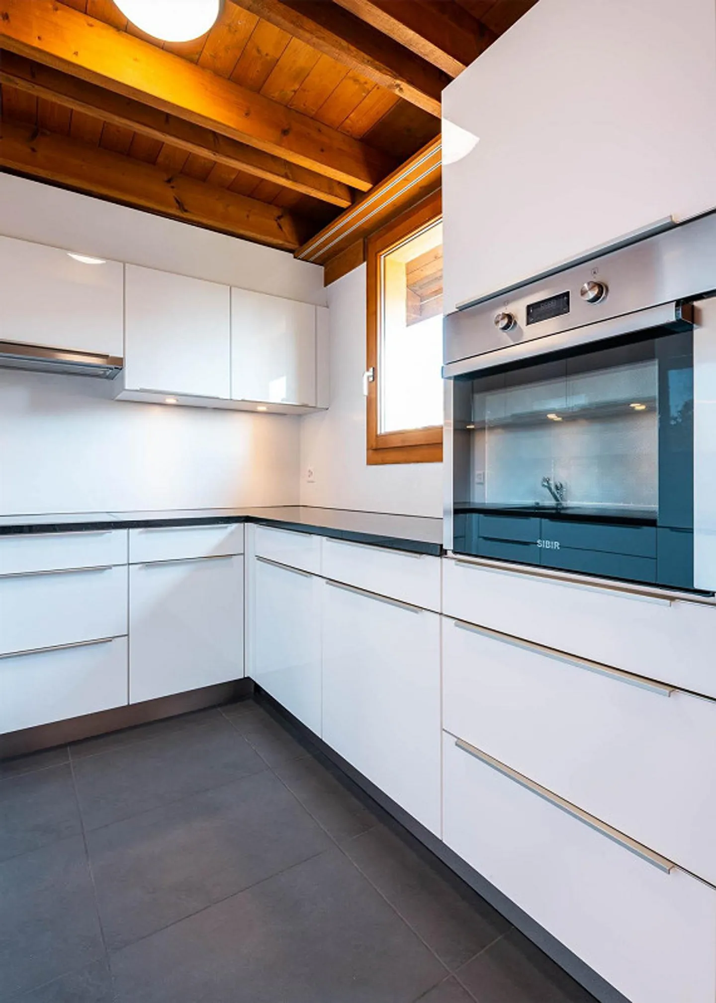 Spacious 5.5-room apartment in the popular Herblinger district - Photo 3 of 13