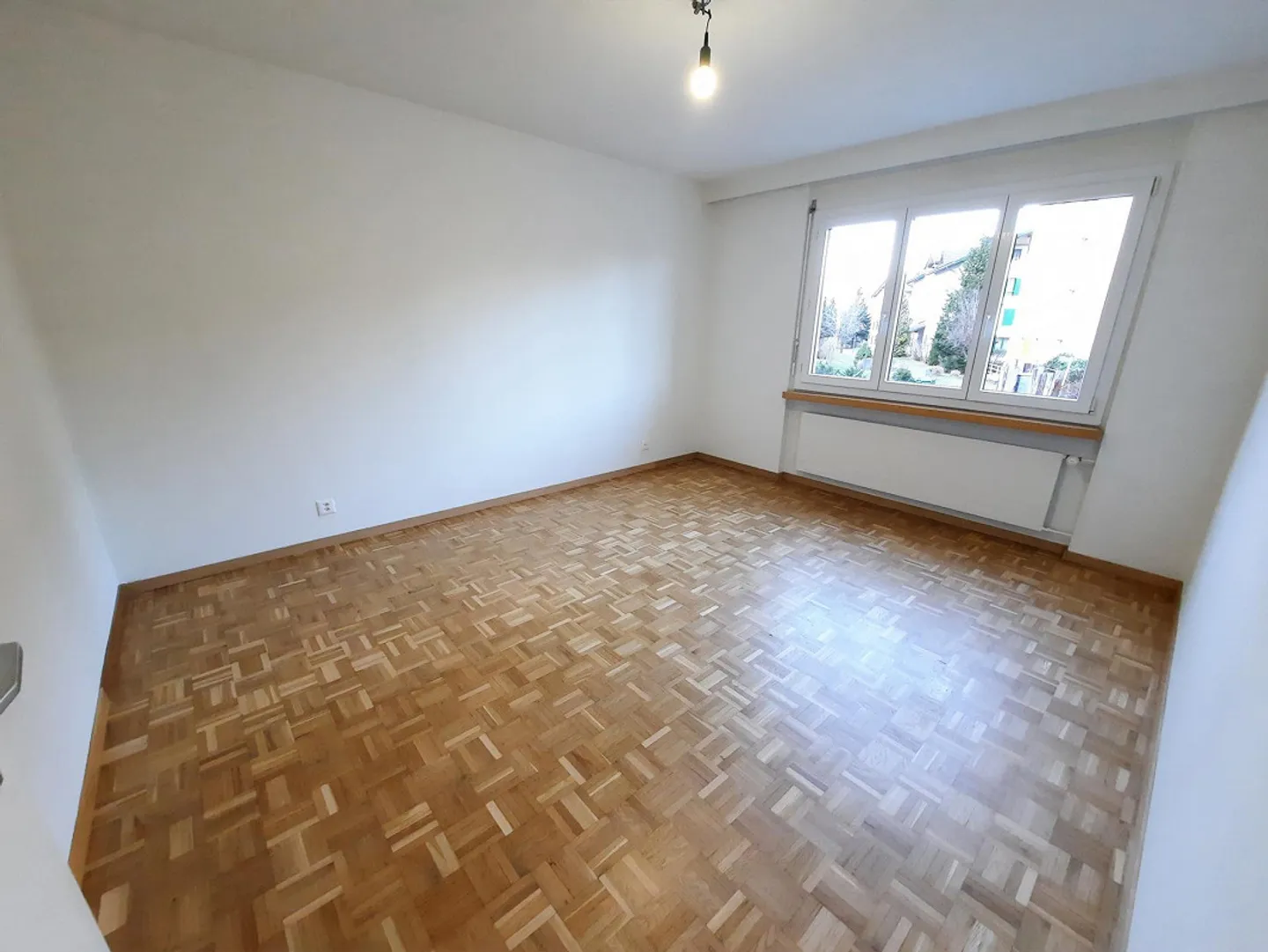 Appartement 2.5 pièces confortable - Photo 5 sur 7