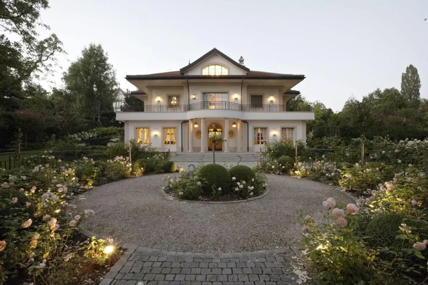 Exclusive Residence, 2 Steps from Lake Geneva and the Beau Rivage - Photo 1 of 1