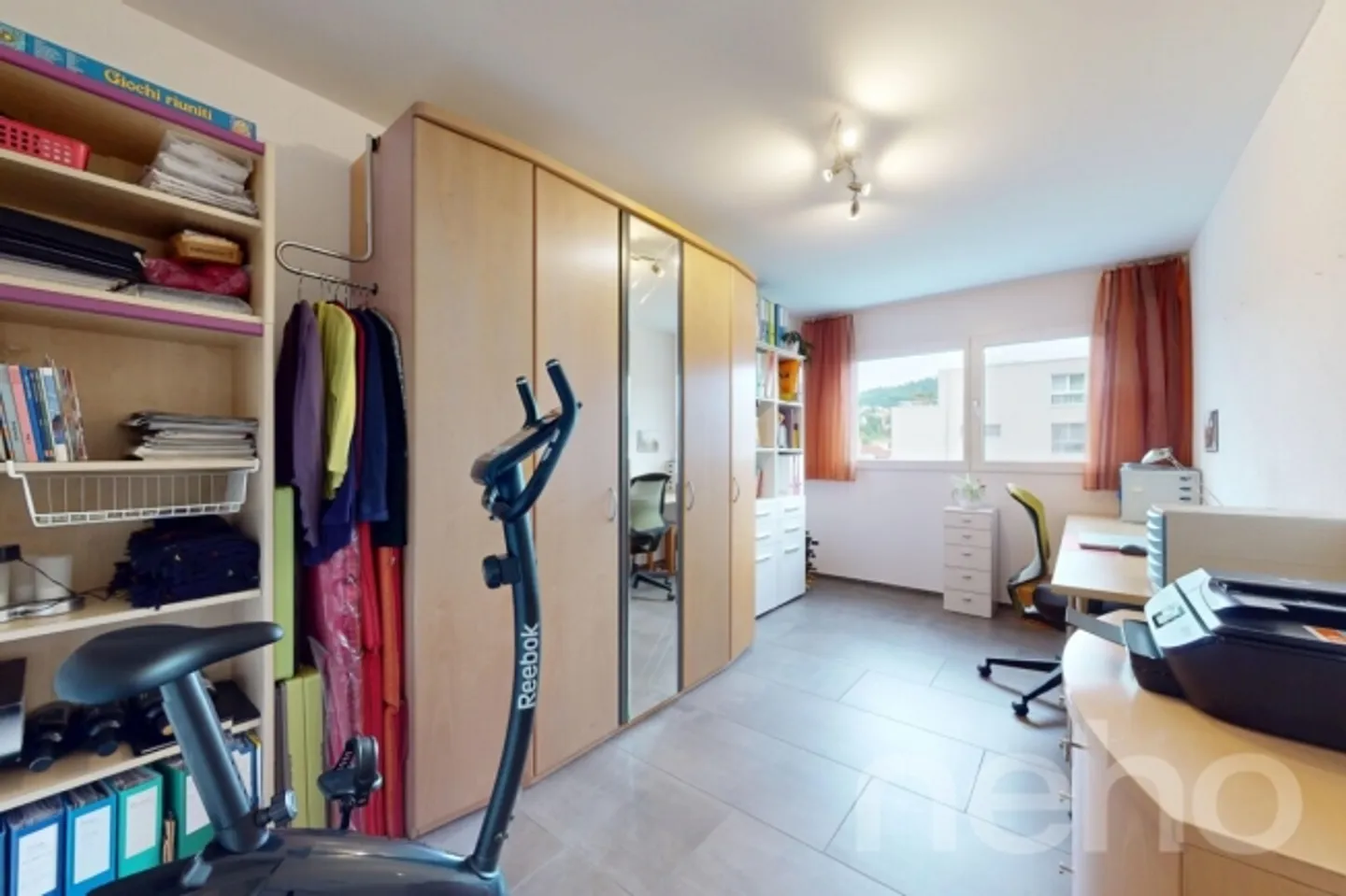 Appartamento moderno di 4,5 stanze con grande balcone - Foto 11 di 13