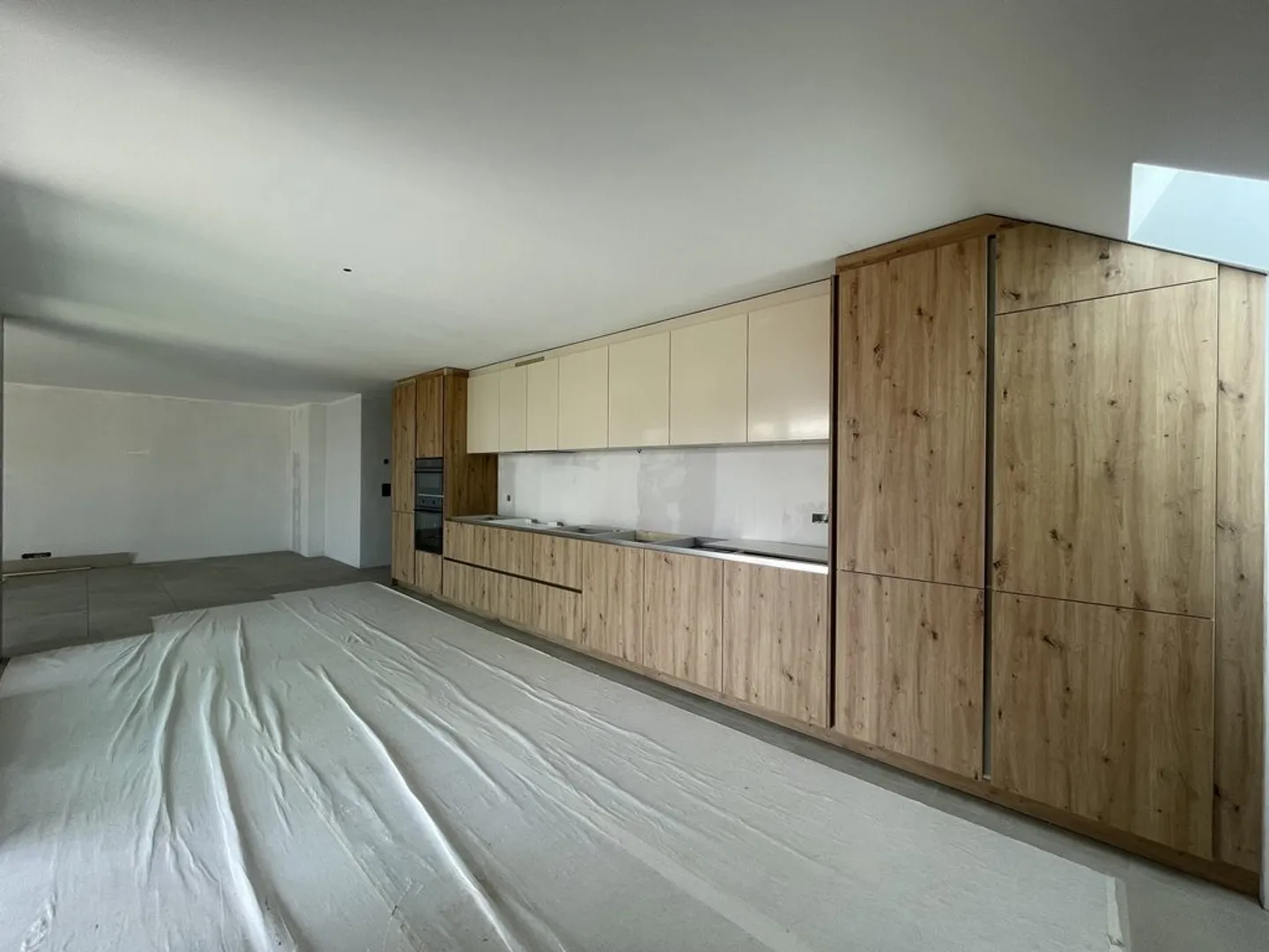 PAYERNE (VD) - 4.5 rooms on the ground and 2nd floor - Photo 3 of 6