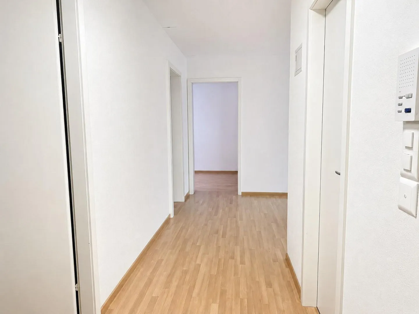 Sonnige 5.5-Zimmer-Wohnung im familienfreundlichen Quartier - Photo 5 sur 10