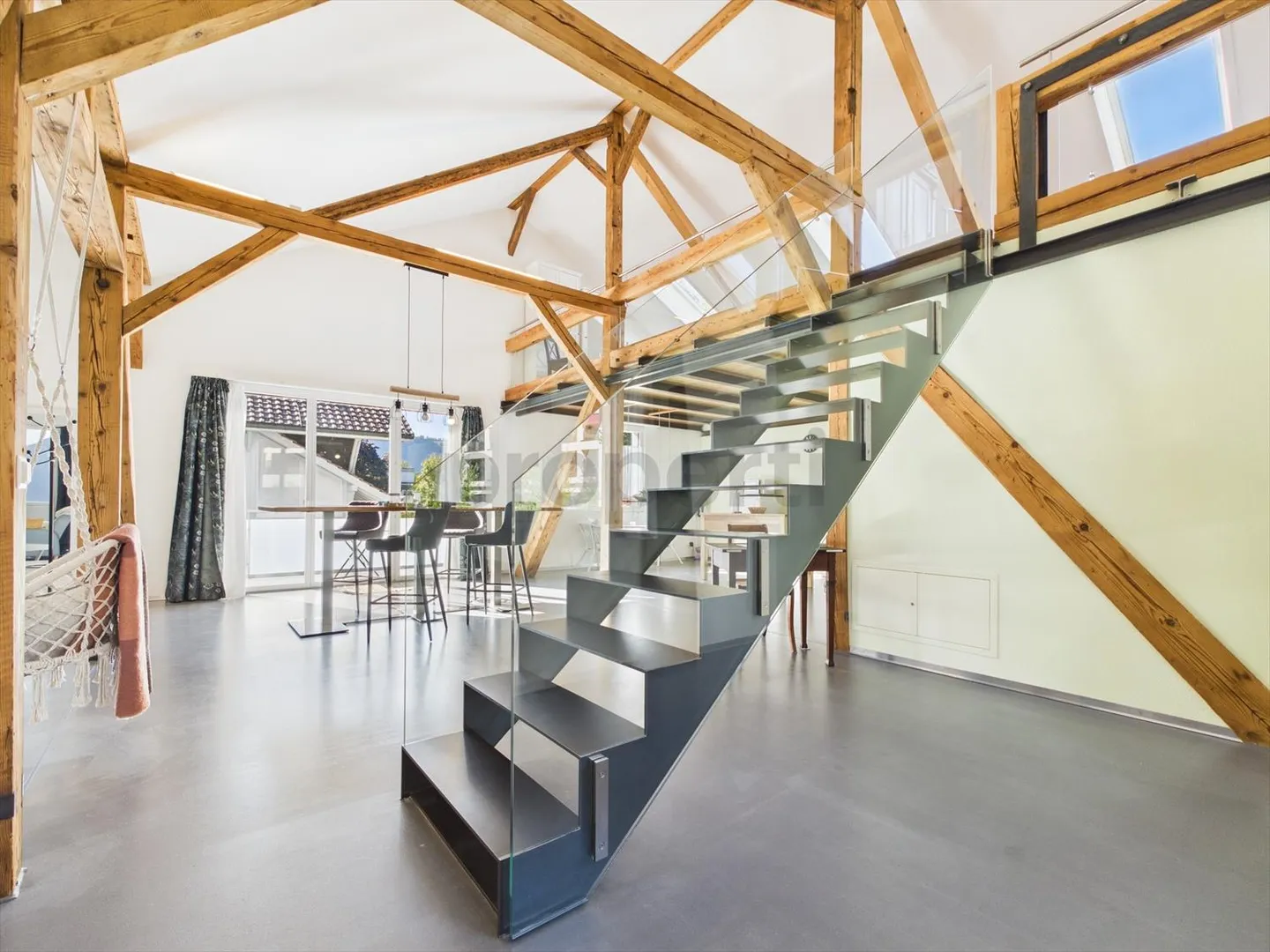 Traumhafte 1.5-Zimmer-Wohnung an zentraler und dennoch ruhiger Lage in Münsingen - Foto 4 von 11
