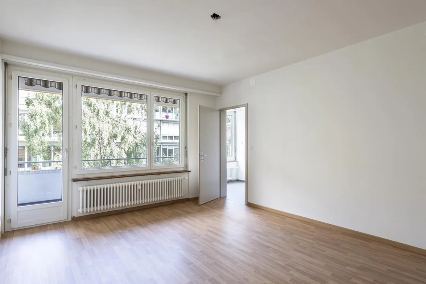 Zentrales Apartment in Biel - Foto 4 von 6