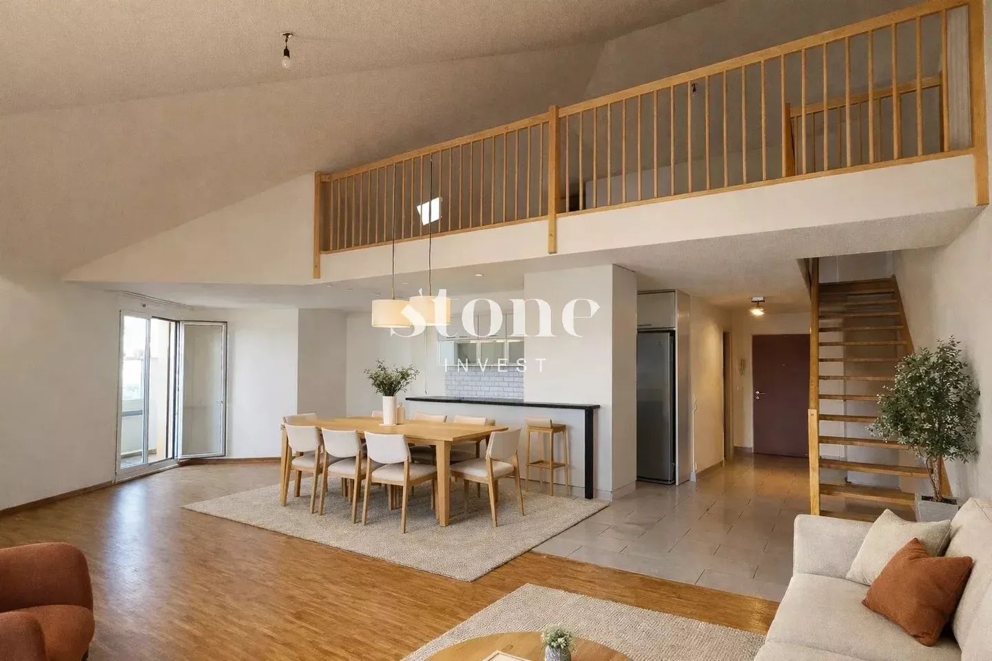 Stunning Penthouse with Terrace - Photo 1 of 4