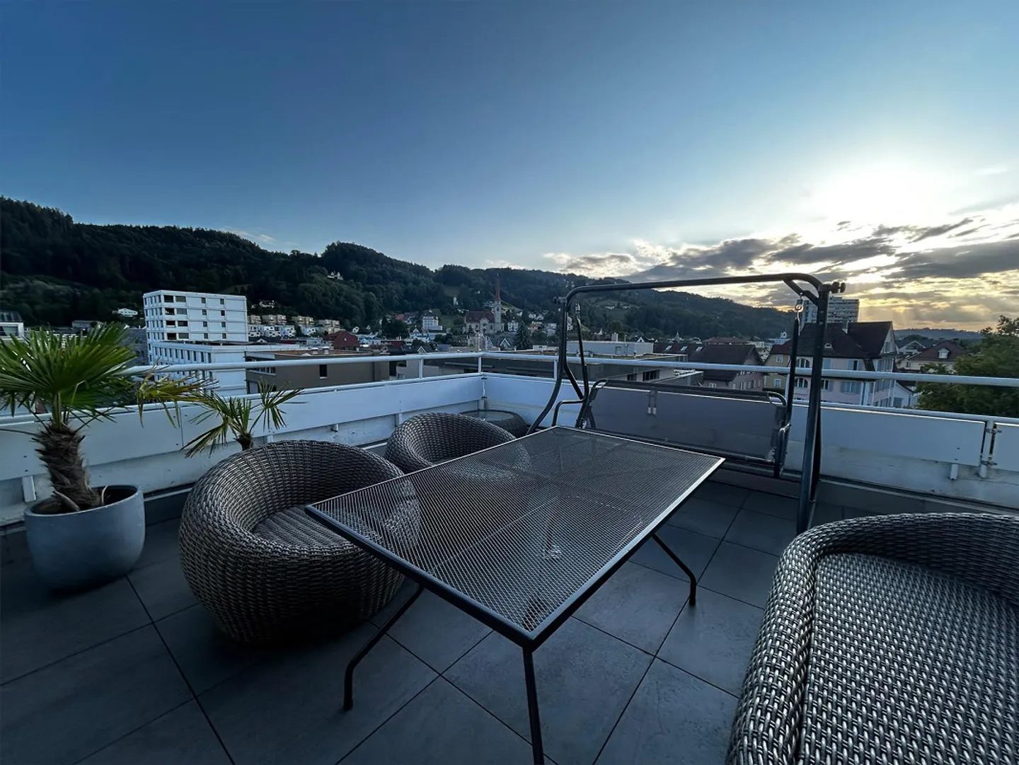 Spacious 4.5 Room Attic with Rooftop Terrace - Photo 1 of 25