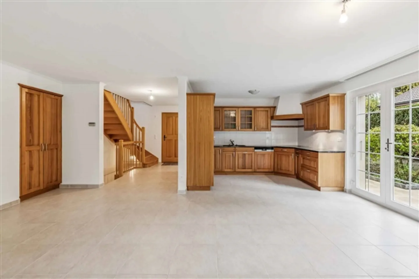 Maison jumelle à louer - Photo 3 sur 10