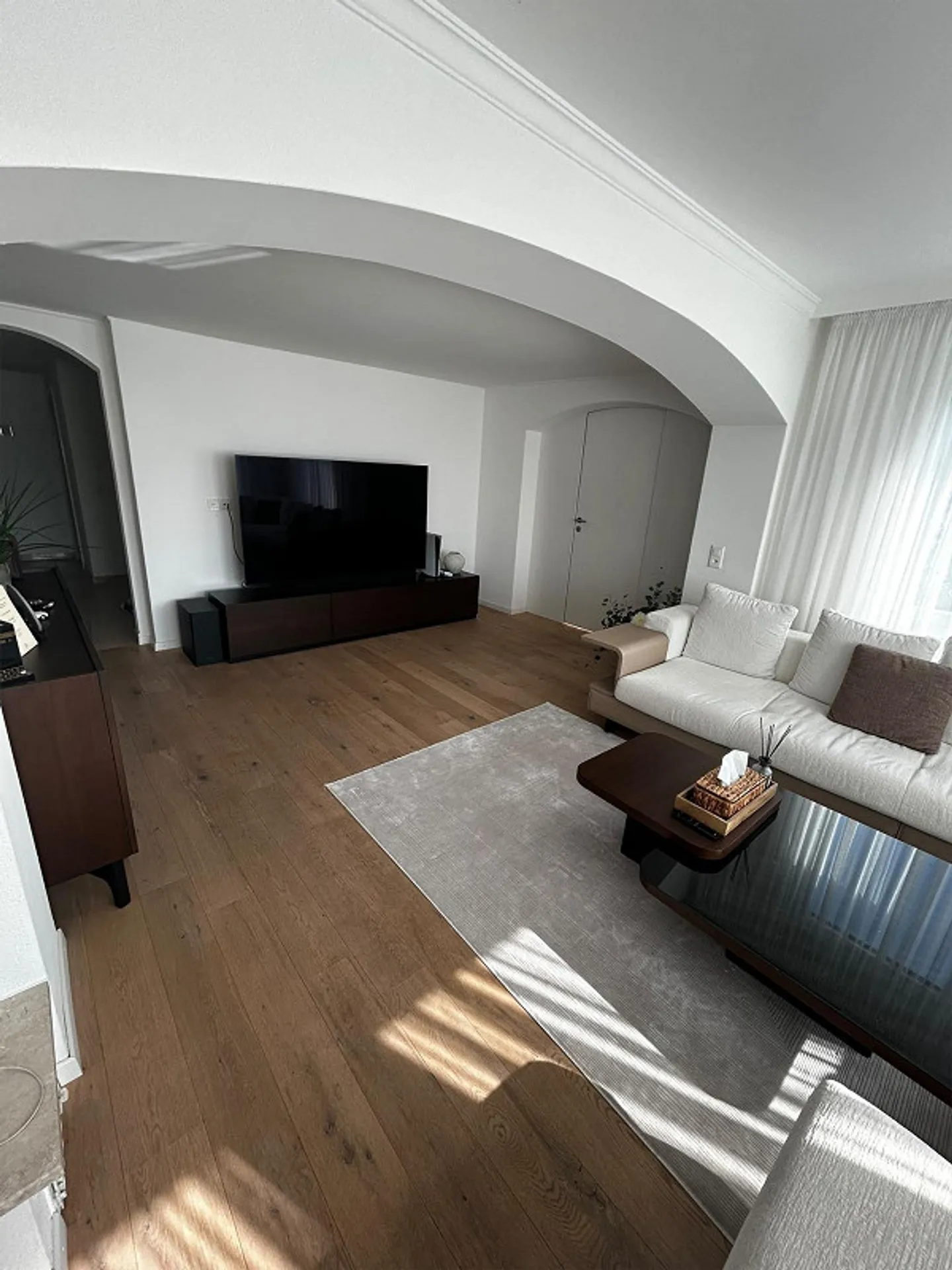 Spacious 4.5 Room Attic with Rooftop Terrace - Photo 5 of 25