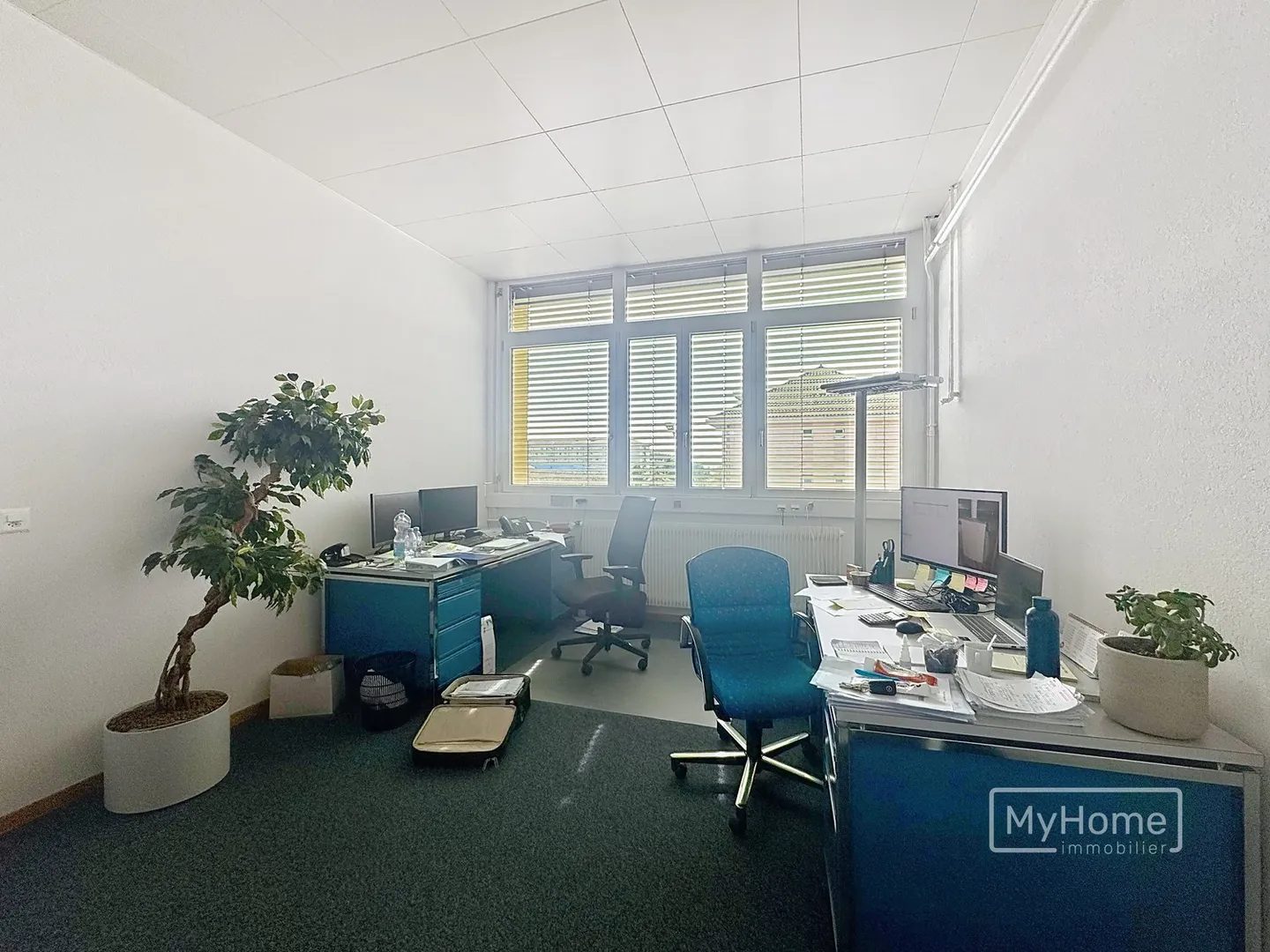Surface de bureaux de 345 m2 à louer - Photo 5 sur 9