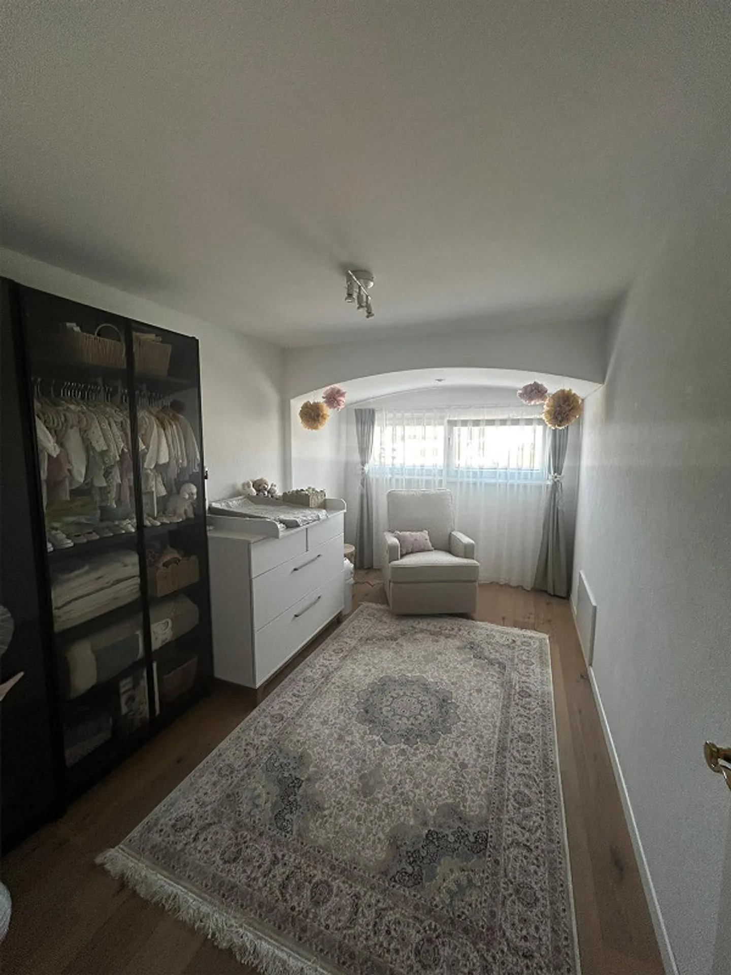 Spacious 4.5 Room Attic with Rooftop Terrace - Photo 21 of 25