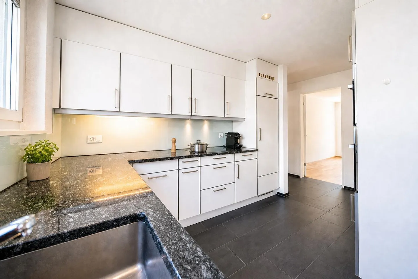 Geräumige Wohnung in Langmatt - Foto 3 von 14